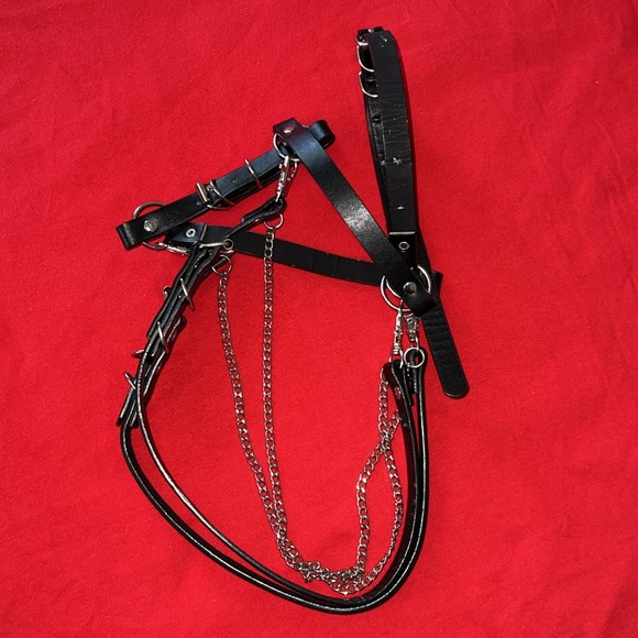 Alternative Goth Waist Belt Harness With Chains - Picture 2 of 7